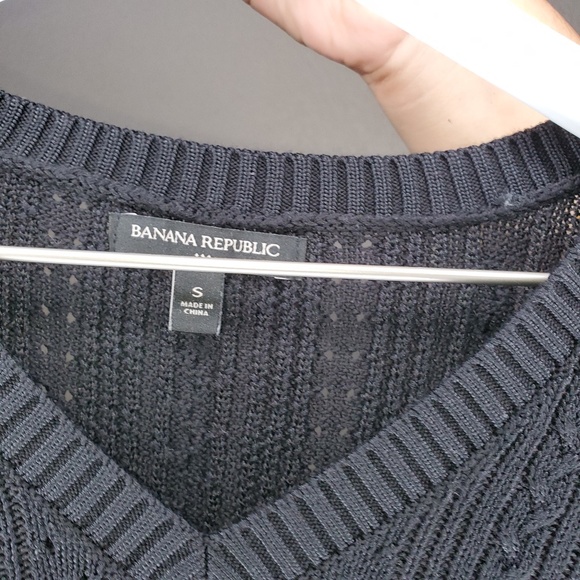 Banana Republic size small cable knit sweater - Picture 2 of 3